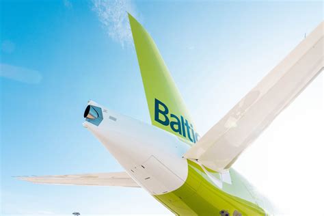 airBaltic bagāža. Reģistrācija uz reisiem. .